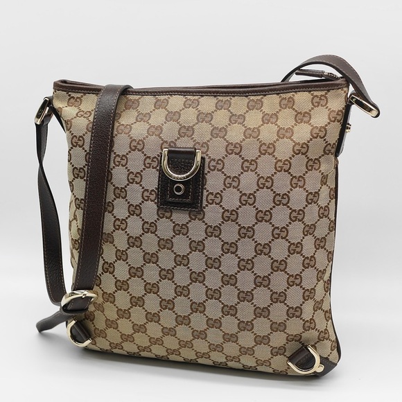 Gucci Handbags - 🍓GUCCI GG Canvas Shoulder Bag